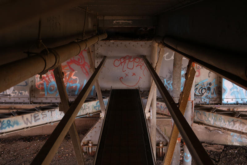 Underneath the Memphis-Arkansas Bridge (i-55); ISO 400, 42 mm, f/5.0, 1/50